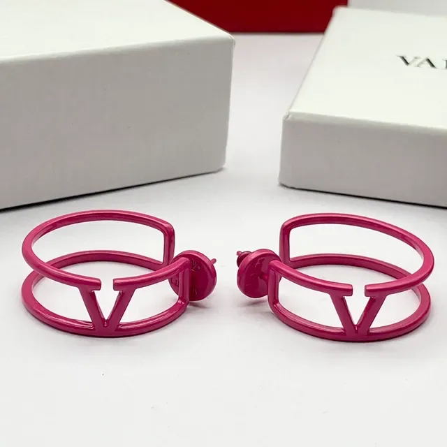 Valentino VLTN Boucles d'Oreilles Créoles Ouvertes Logo Intégré Rose Rouge 7