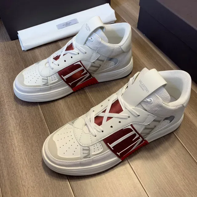 Valentino VLTN Sneakers Blanc et Bordeaux Style de Vie 8