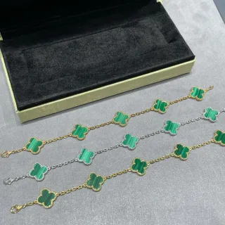 Van Cleef & Arpels Alhambra Malachite চার পাতার ক্লোভার ব্রেসলেট