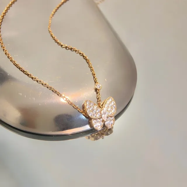 Van Cleef & Arpels Papillon Pavé Papillon pendentif collier 8