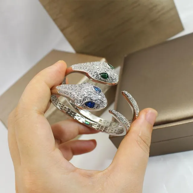 Van Cleef & Arpels أفعى بوهيمية مجعولة عيون سافير سوار أفعى 7