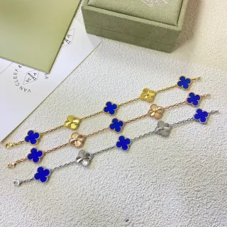 Van Cleef & Arpels Alhambra Four-Leaf Clover سوار مينا ومعدن