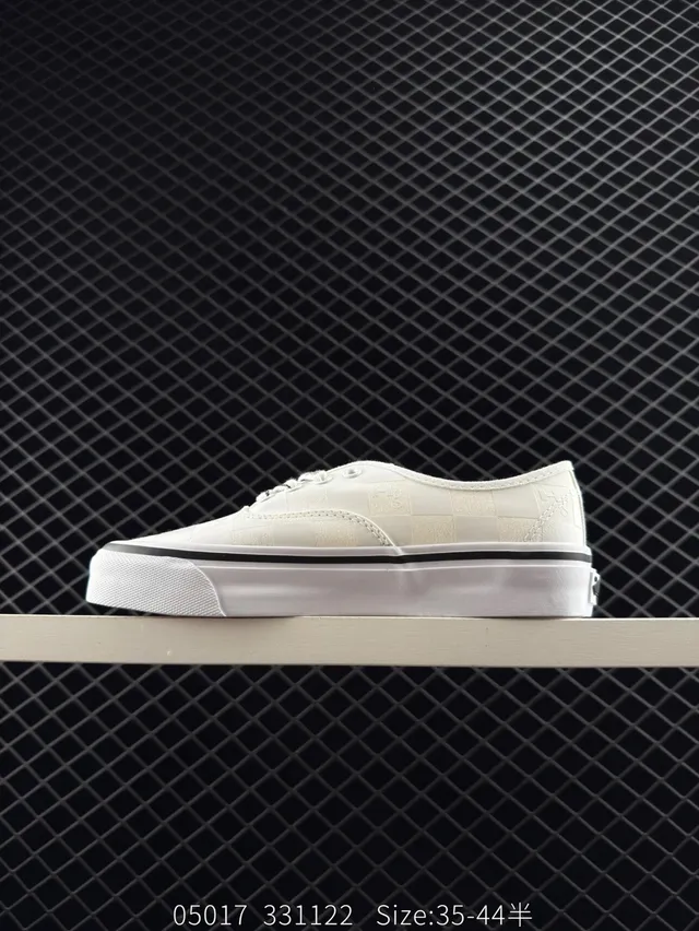 Vans White Black Checkerboard Pattern Low-Top Skateboard Shoes 5
