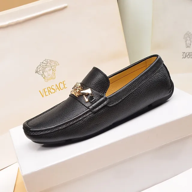 Versace Preto Dourado Couro granulado Cabeça de Medusa Fivela de horsebit Loafer 6