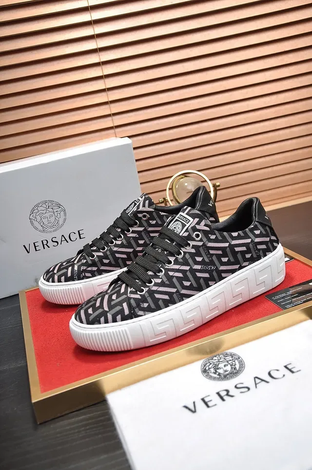 Versace Black Pink Low-Top Textile Upper Lifestyle Sneakers 7