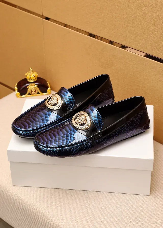 Versace Mocassin Bleu Noir Texturisé en Serpent avec Bords Patent 8