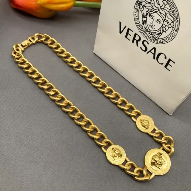 Versace Chain Reaction Collier en Or Chaîne Chunky Curb Médaille Tête de Médusa 8
