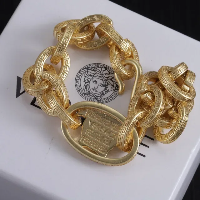 Versace Chain Reaction Doré Medusa Head Collier 3