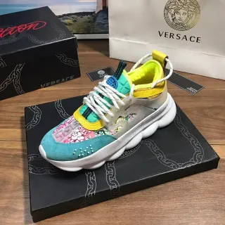 Versace Chain Reaction حذاء رياضي متعدد الألوان بطباعة زهور سميك