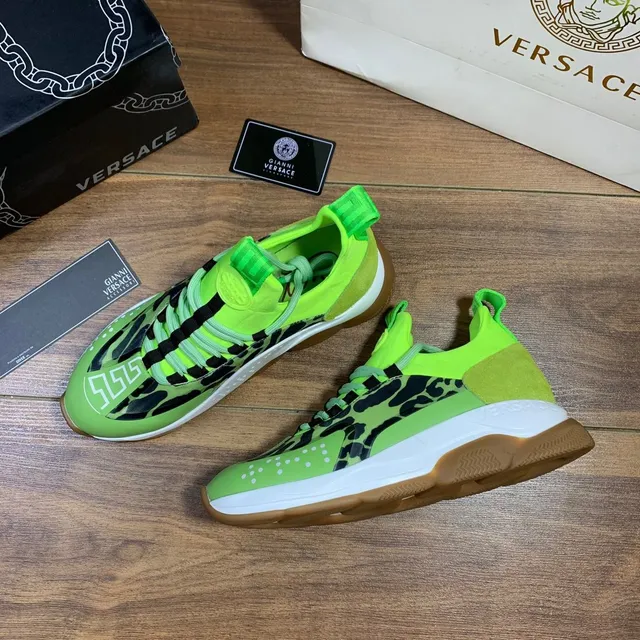 Versace Chain Reaction Sneakers chunky imprimé animal vert néon 5