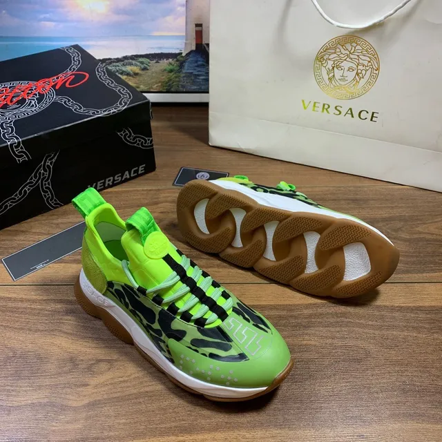 Versace Chain Reaction Sneakers chunky imprimé animal vert néon 6