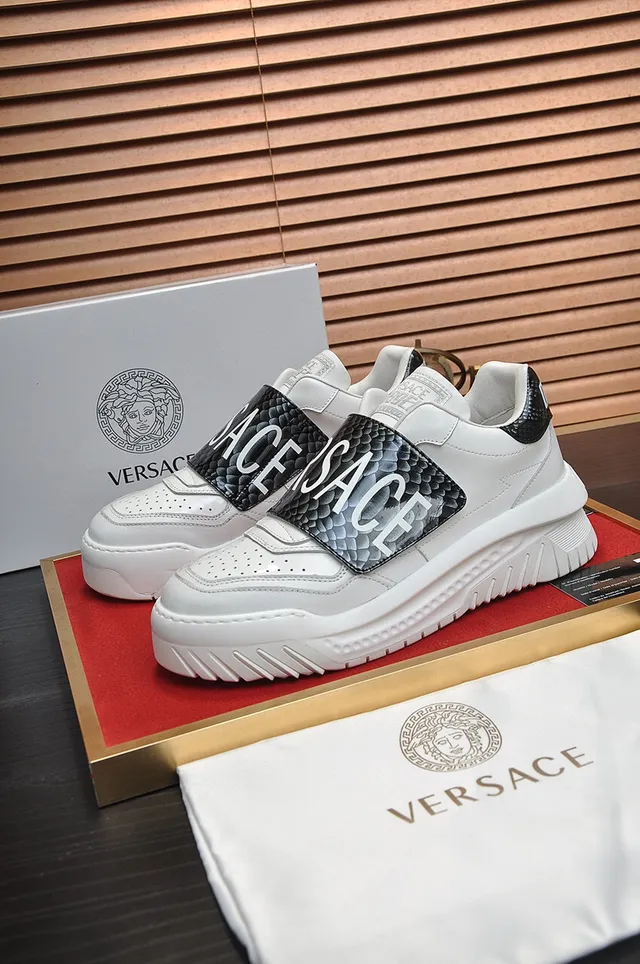 Versace Chain Reaction Chaussures Lifestyle Blanc et Noir à Sangle en Peau de Serpent 8
