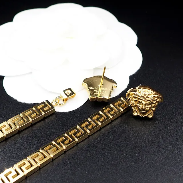 Versace Greca Cabeça de Medusa Brincos Dourados com Chave Grega 6