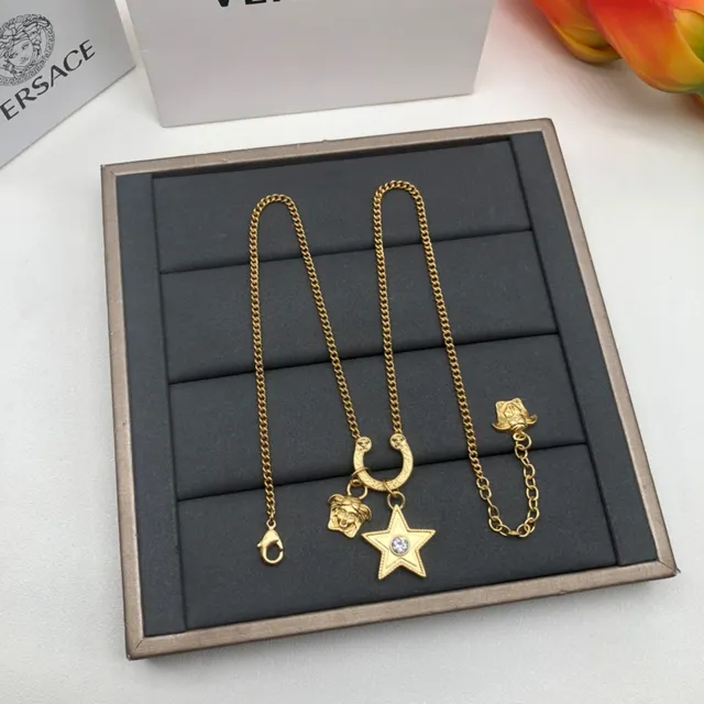 Versace La Medusa Star Colar de corrente tom dourado 6