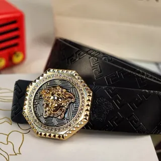 Versace Medusa Belt काला गोल्ड-टोन क्रिस्टल एम्बॉस्ड लेदर बेल्ट