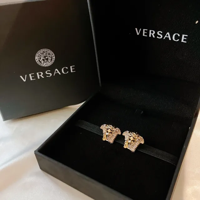 Versace Medusa Brincos Motivo de Cabeça Dourado Preto Detalhe Cristal-Pavé 8