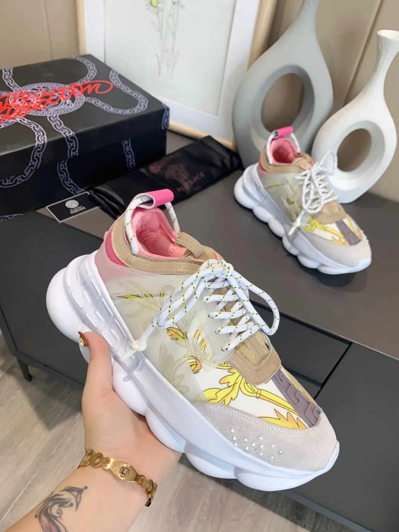 Versace Odissea باروكي برينت شونكي سنيكرز 7