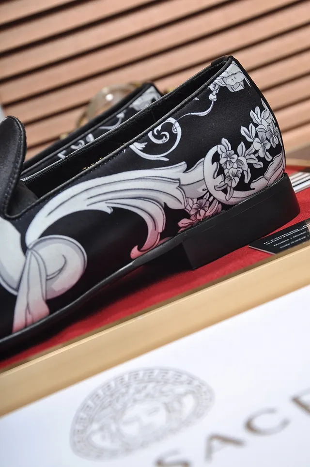 Versace Odissea Black White Baroque-Print Slip-On Loafer 2