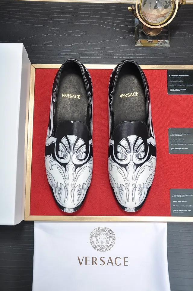 Versace Odissea Black White Baroque-Print Slip-On Loafer 5