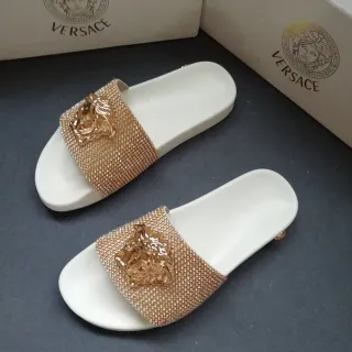 Versace Odissea सफेद सोना Crystal-Pavé पट्टी Medusa Head स्लिपर्स