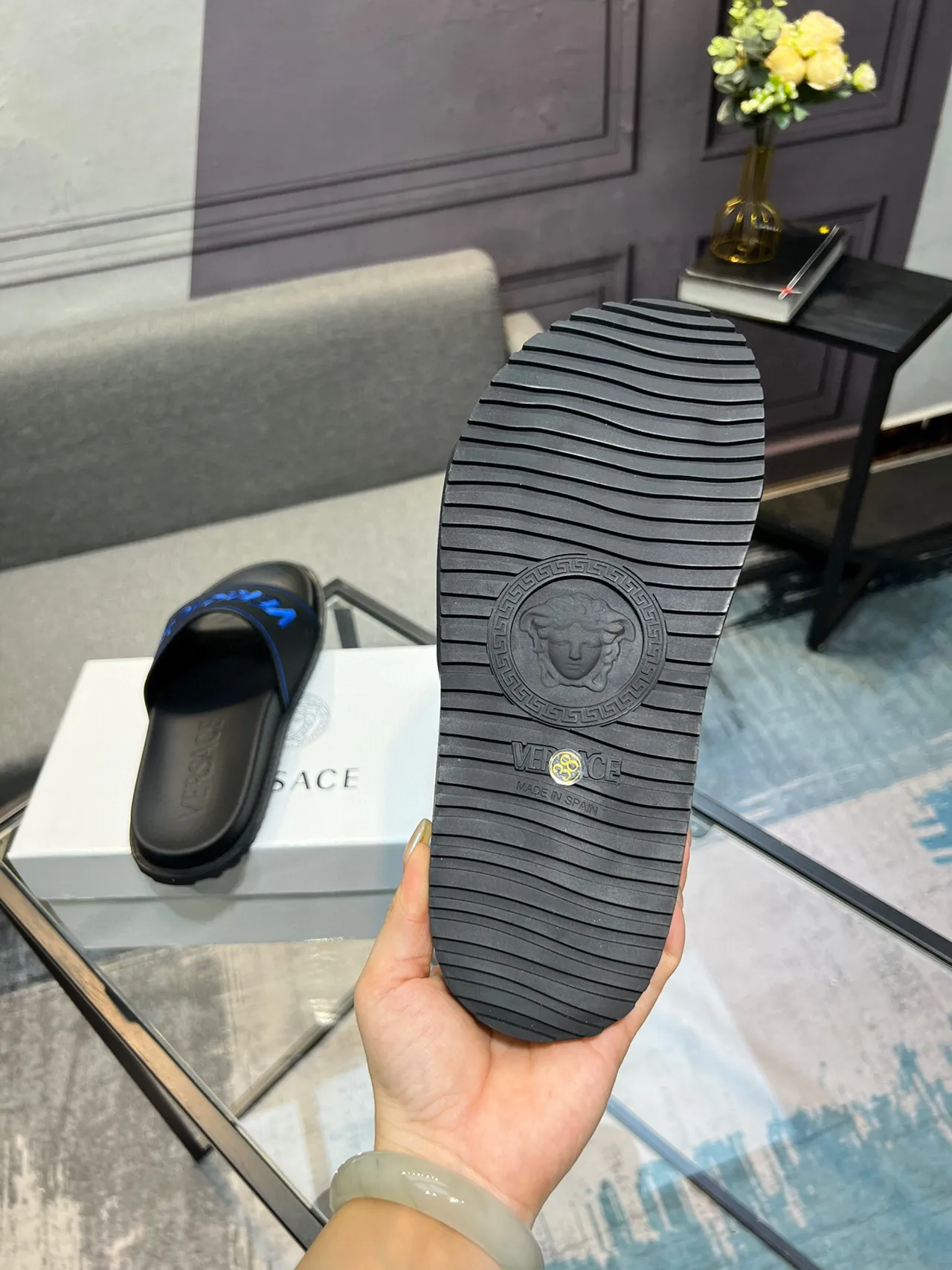 Versace Slide Noir Bleu Logo Brodé Contraste Piping Sandales 7