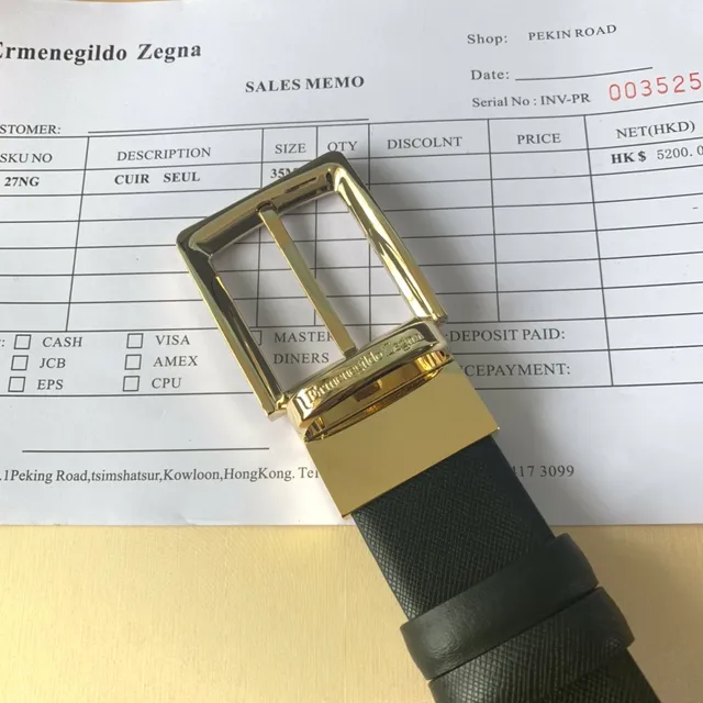 Ermenegildo Zegna Ceinture en cuir à sangle texturée noire et dorée, construction réversible 2