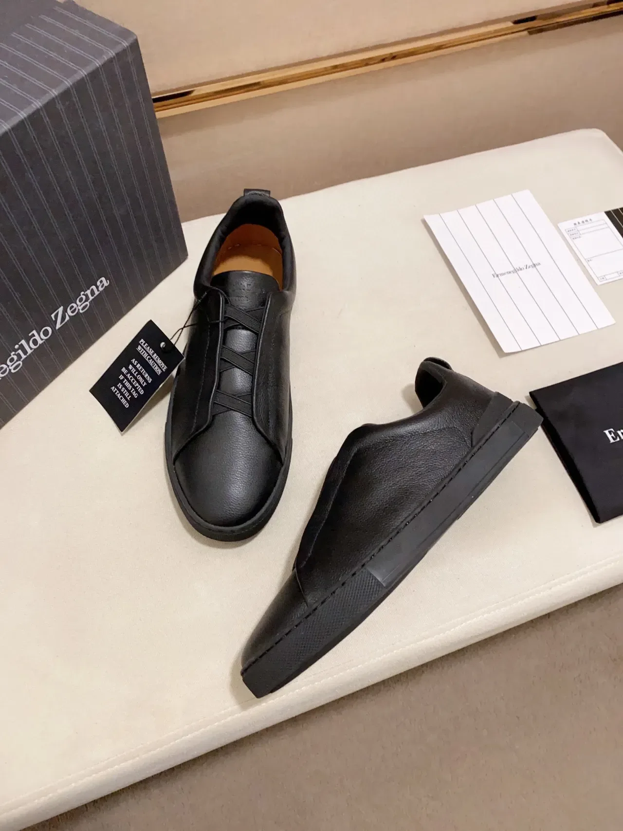 Zegna Preto Couro Pebbled Slip-On Lifestyle Sneaker 5