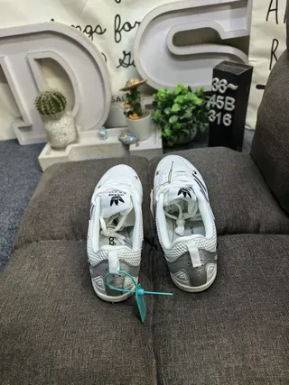 Adidas adizero SPRINT-ONE White Gray Lifestyle Sneakers 8