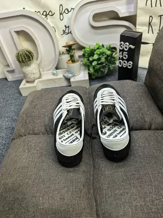 Adidas Beige Black Leather Upper Three-Stripe Side Panel Lifestyle Sneakers 18