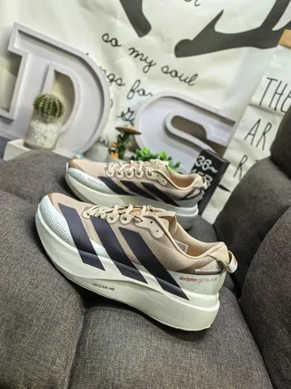 Adidas Beige Black Thick Sculpted Midsole Engineered Mesh Upper Lifestyle Sneakers 7