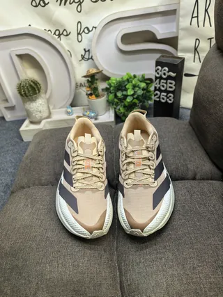 Adidas Beige Black Thick Sculpted Midsole Engineered Mesh Upper Lifestyle Sneakers 10