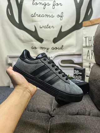 Adidas Beige Yellow Low-Top Three-Stripe Side Panel Lifestyle Sneakers 5