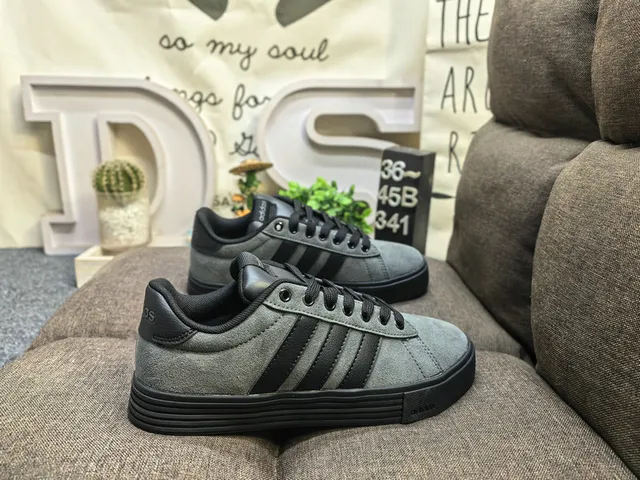 Adidas Beige Yellow Low-Top Three-Stripe Side Panel Lifestyle Sneakers 11