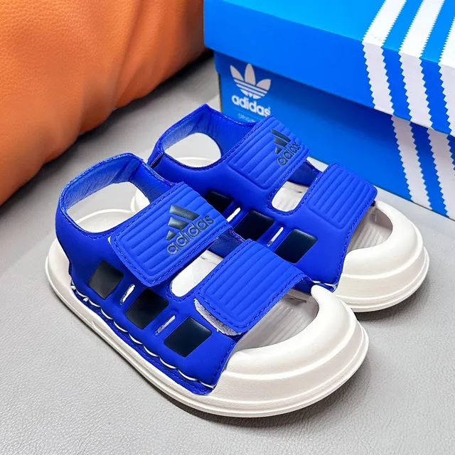 Adidas Sandales casual pour enfants noir et blanc à deux sangles Velcro 15
