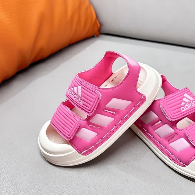 Adidas Sandales casual pour enfants noir et blanc à deux sangles Velcro 20