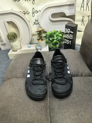 Adidas Black Gray Open-Mesh Upper Three-Stripe Side Panel Lifestyle Sneakers 20