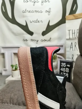 Adidas Black Red Suede Upper Three-Stripe Side Panel Lifestyle Sneakers 3