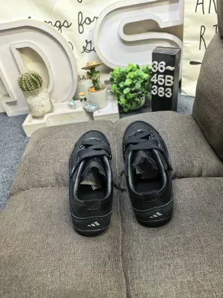 Adidas Black Velcro Strap Closure Perforated Toe Box Lifestyle Sneakers 8