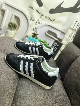 Adidas Black White Leather Upper Three-Stripe Side Panel Lifestyle Sneakers 7