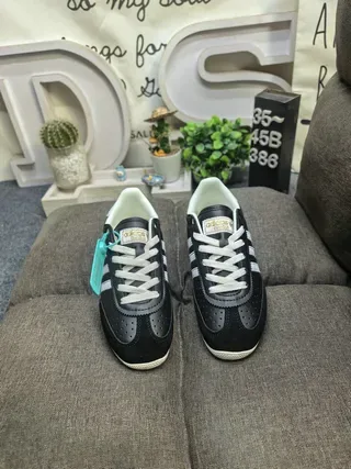 Adidas Black White Leather Upper Three-Stripe Side Panel Lifestyle Sneakers 10