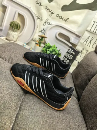 Adidas Black White Low-Top Suede Upper Lifestyle Sneakers 7