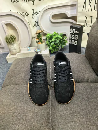 Adidas Black White Low-Top Suede Upper Lifestyle Sneakers 10