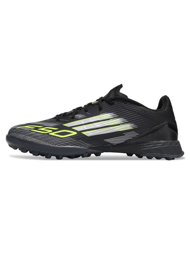 Adidas Chaussures de football turf noir jaune à coupe basse upper synthétique overlay texturé avec relief 4