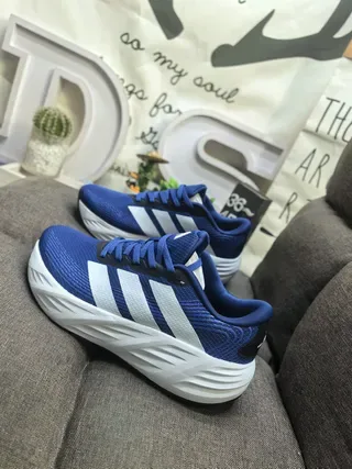Adidas Blue White Knit Upper Three-Stripe Side Panel Lifestyle Sneakers 7