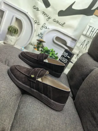 Adidas Brown Beige Suede Upper Three-Stripe Stitching Loafer 7
