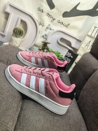 Adidas Campus Black and White Lifestyle Sneakers 17