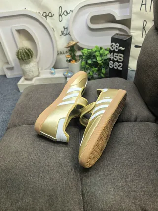 Adidas Tênis Lifestyle Ouro Branco Sem Cadarços Sola de Borracha 6