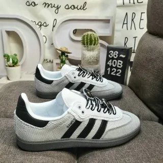 Adidas Gray Black Low-Top Textured Knit Upper Lifestyle Sneakers