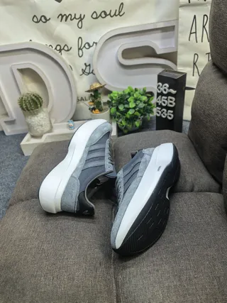 Adidas Gray Black Platform Sole Three-Stripe Side Panel Chunky Sneakers 6