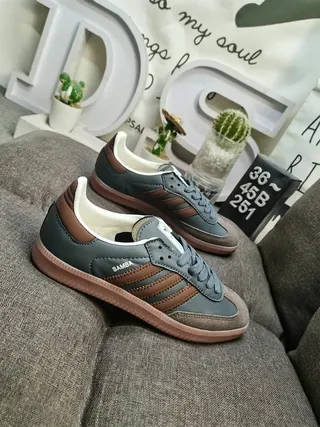 Adidas Gray Brown Low-Top Suede-Leather Mix Lifestyle Sneakers 9